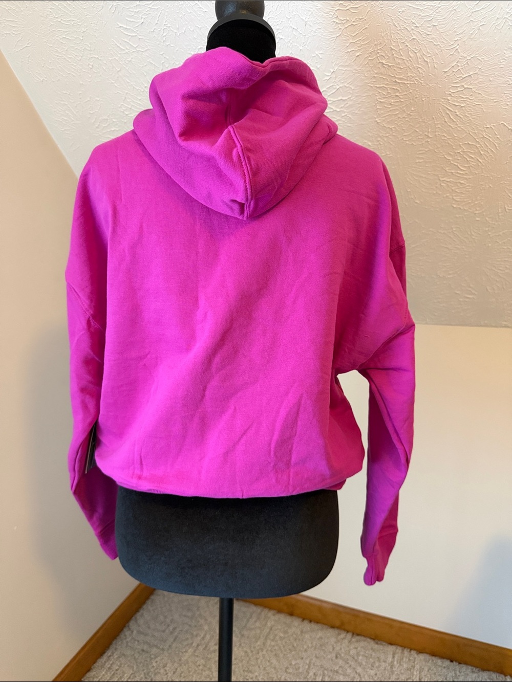 New Balance Girls' Bright Fuchsia Floral Logo Hoodie - Picture 4 of 4